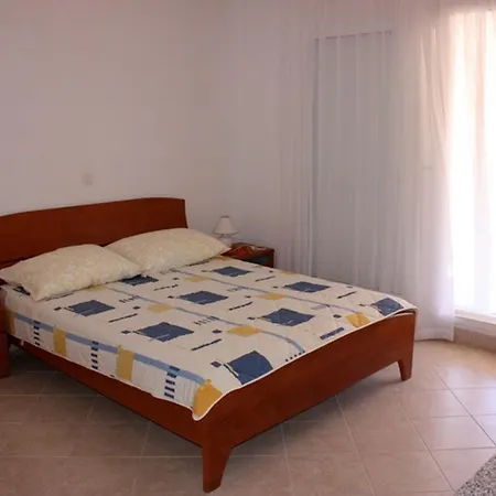 Apartamento Luka Pag